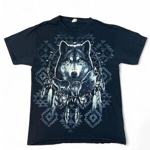 Fruit of the Loom black wolf graphic tee